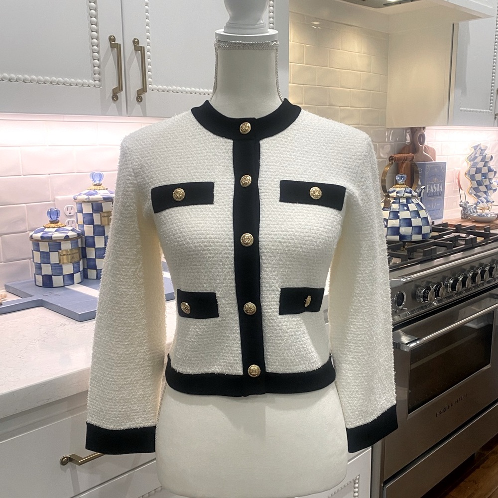 NWT Alice + Olivia White\Black Clara Cardigan size Medium